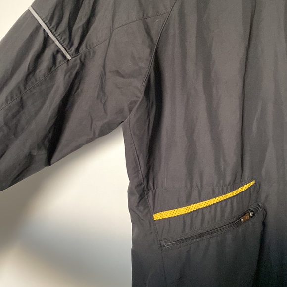 Nike livestrong cycling windbreaker with vents - Picture 2 of 5